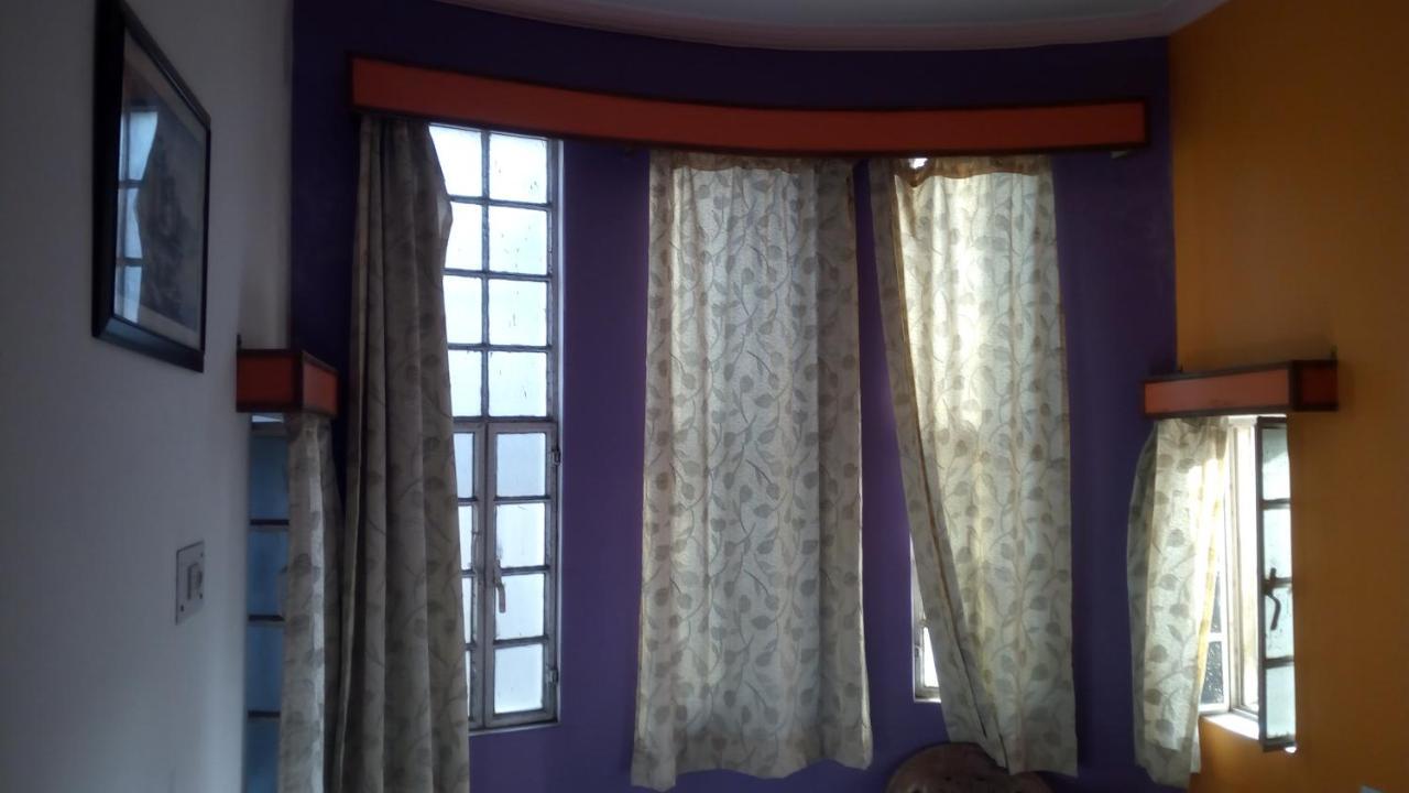 Ishan Paying Guest House فاراناسي المظهر الخارجي الصورة